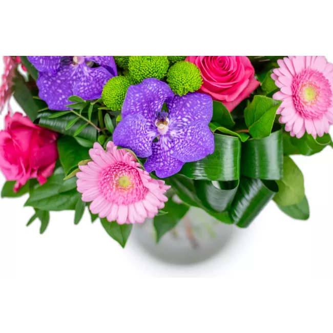 Kytice růžových květů